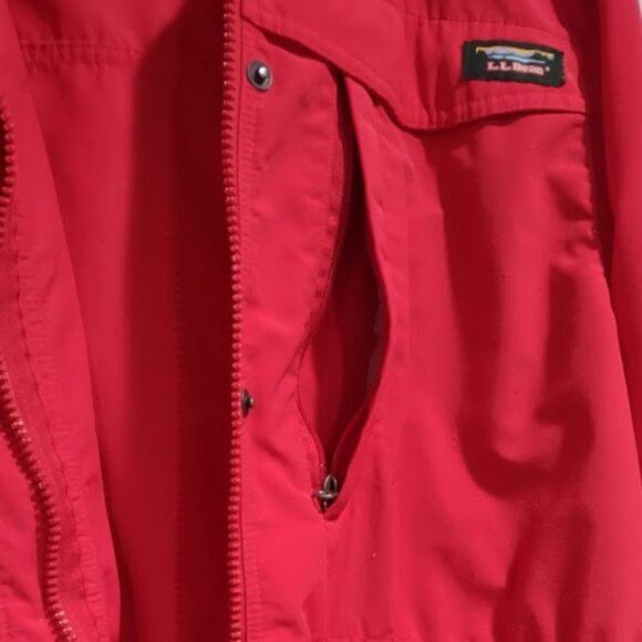 L. L. BEAN RED NYLON UTILITY WINDBREAKER JACKET HOOD POCKETS INNER DRAWSTING L - Picture 7 of 16